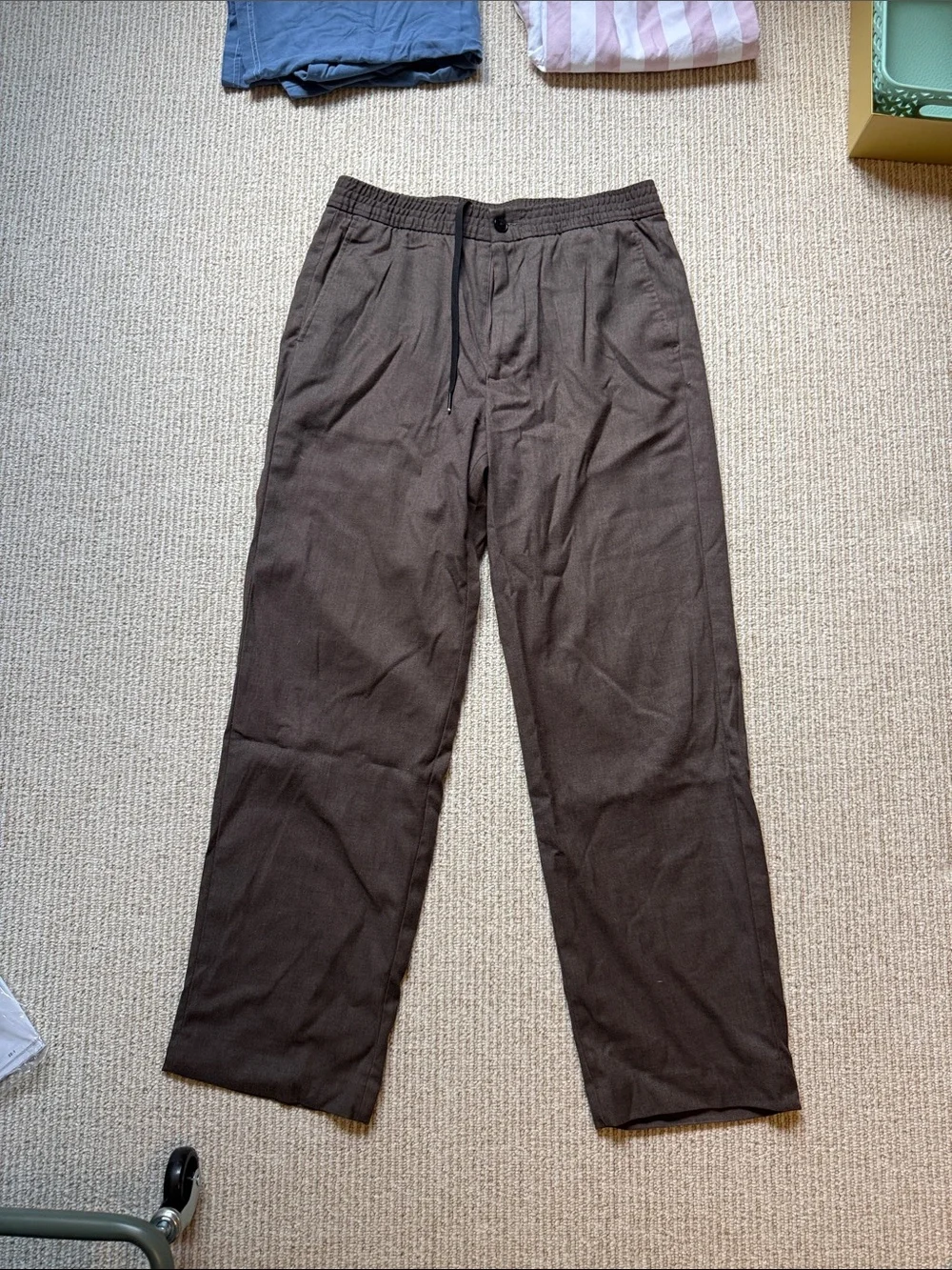 H&M Men's Dark Brown Relaxed Drawstring Chinos